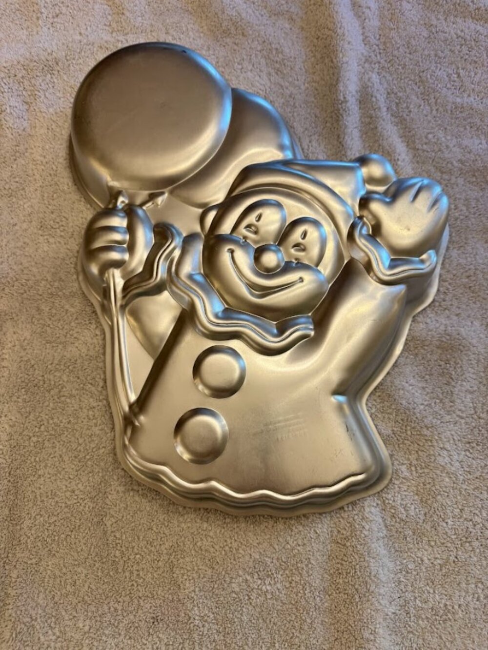 Vintage Wilton 1981 Circus Clown Cake with Balloons Pan #502-3193